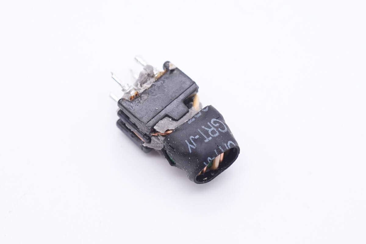 工厂品牌直销，售价489元值不值得买？100W氮化镓充吧拆解