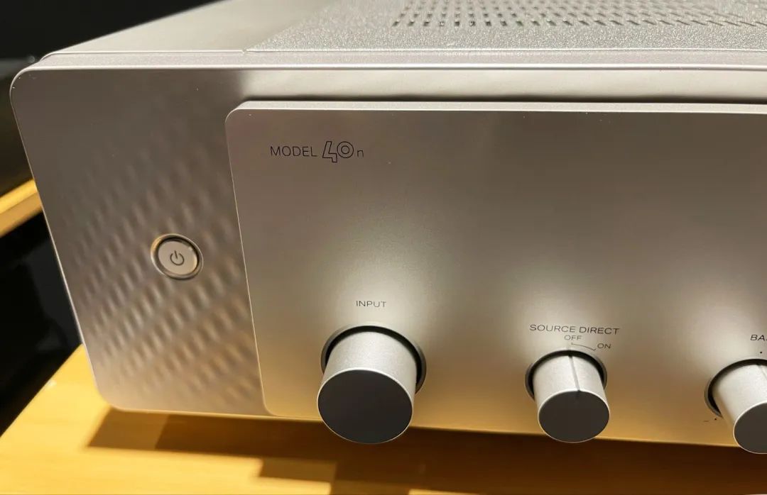 马兰士model40n有前级输出吗,marantzmodel40