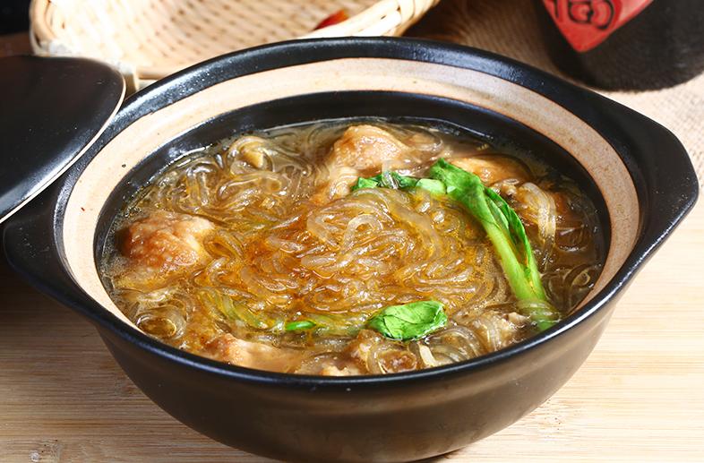 买粉条记住这三招,如何辨别红薯粉条真的假的