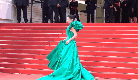 郝蕾如今现状,郝蕾沉寂许久再度露面