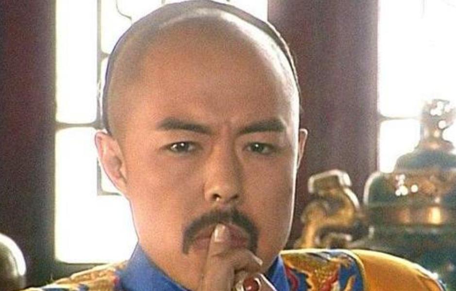 乾隆化名去算命,乾隆下江南神算子给皇帝算命