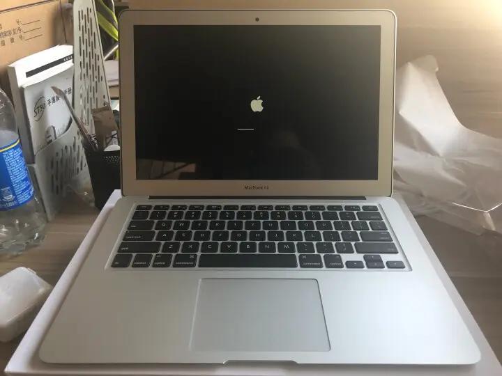 小伙5800元买苹果电脑索赔17400元，卖家称不是我的货，法院判了