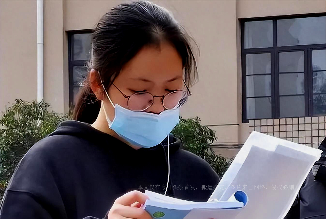 如果有人犯法影响几代人的政审,政审一个人犯错影响几代