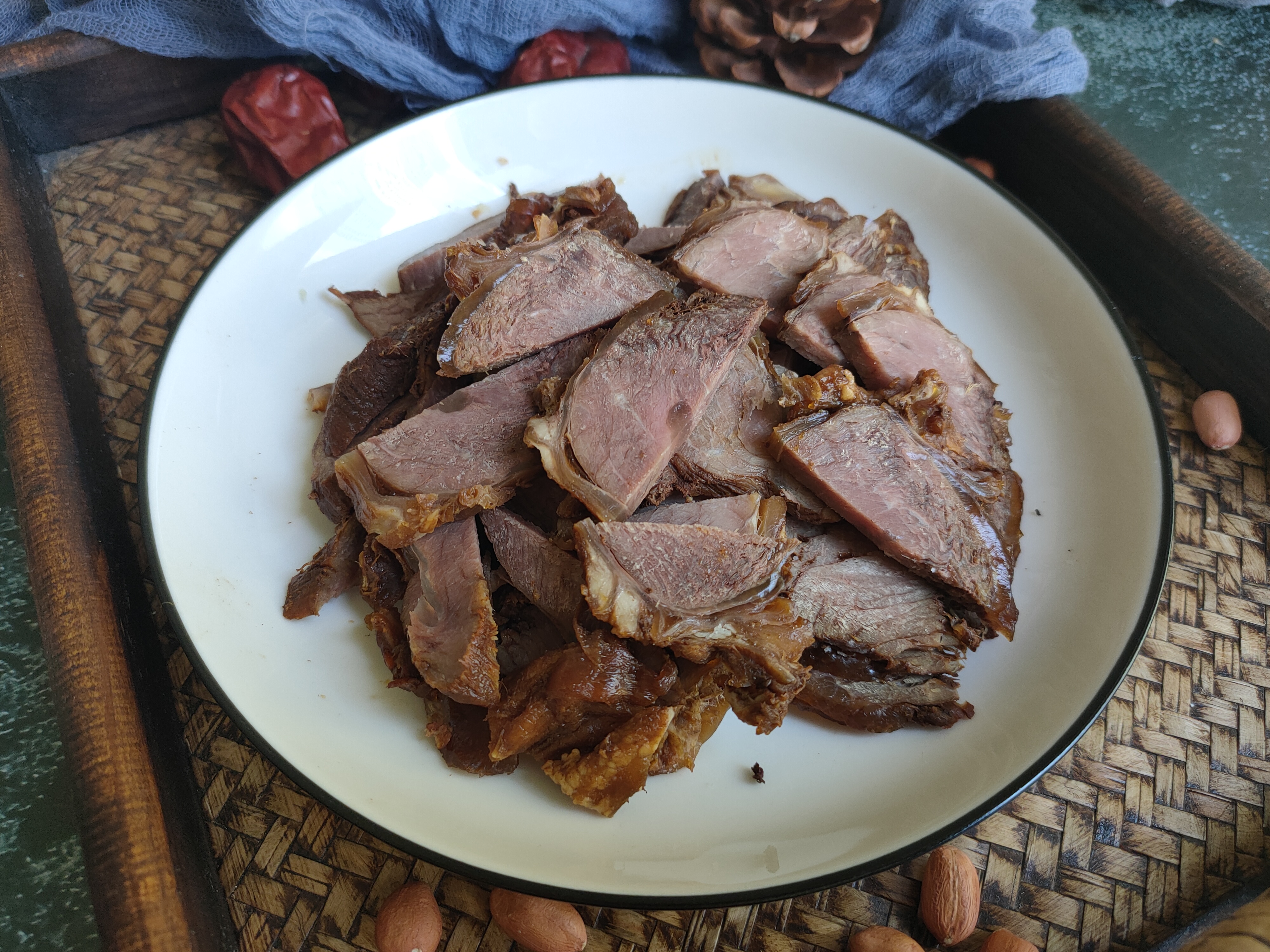 做酱牛肉正宗的焯水做法,酱牛肉炒散花