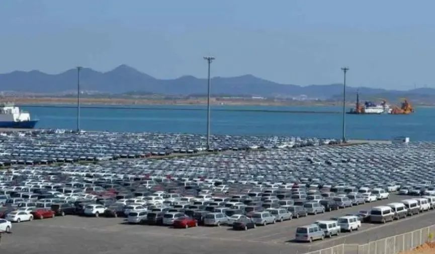 房市和投资哪个更赚钱,房市和楼市投资