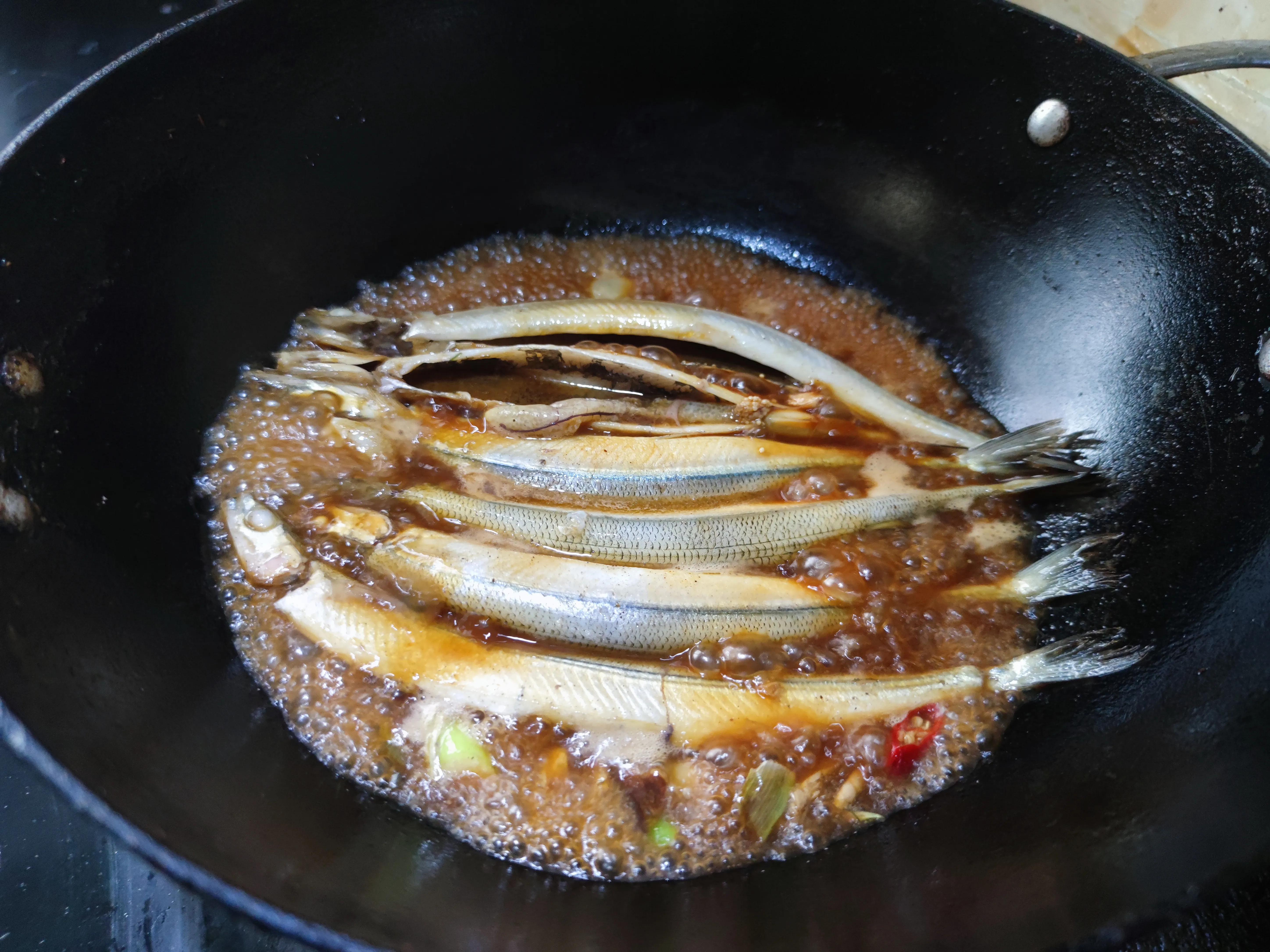 夏天吃海鱼，内行专挑这5种，肉鲜不腥无法养殖，摊主都夸是行家