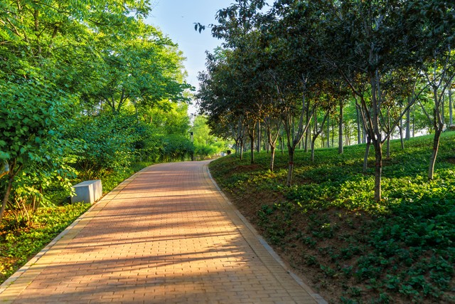 夫妻冷战，老公不交流不沟通怎么办？聪明女人只需2招化解冷战