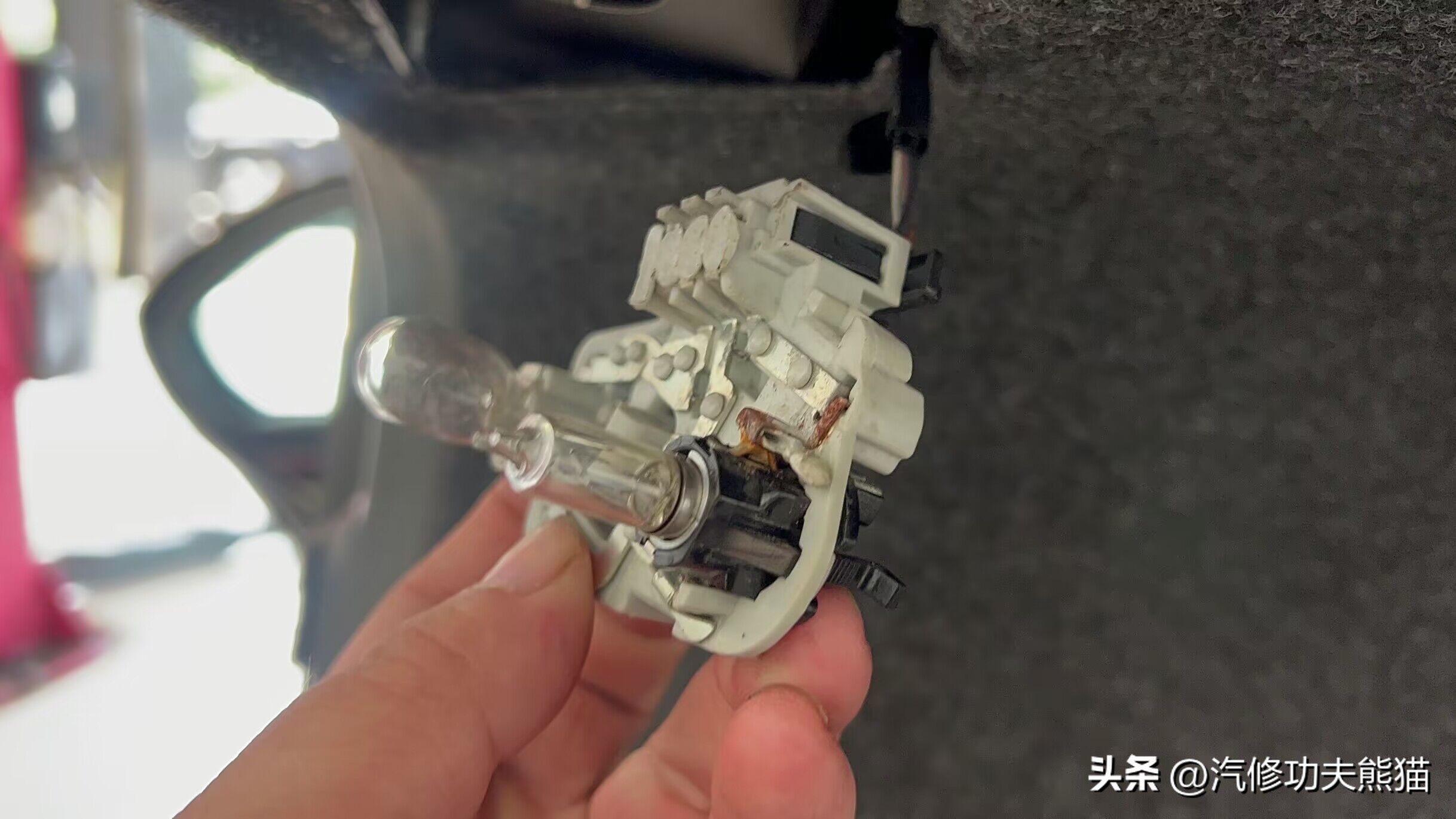 斯柯达明锐发动机烧机油吗,10年的斯柯达昊锐发动机烧机油吗