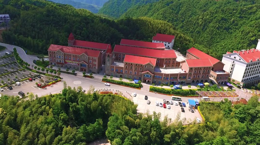 夏天去哪里游凉都六盘水,贵州六盘水哪个地方最凉快