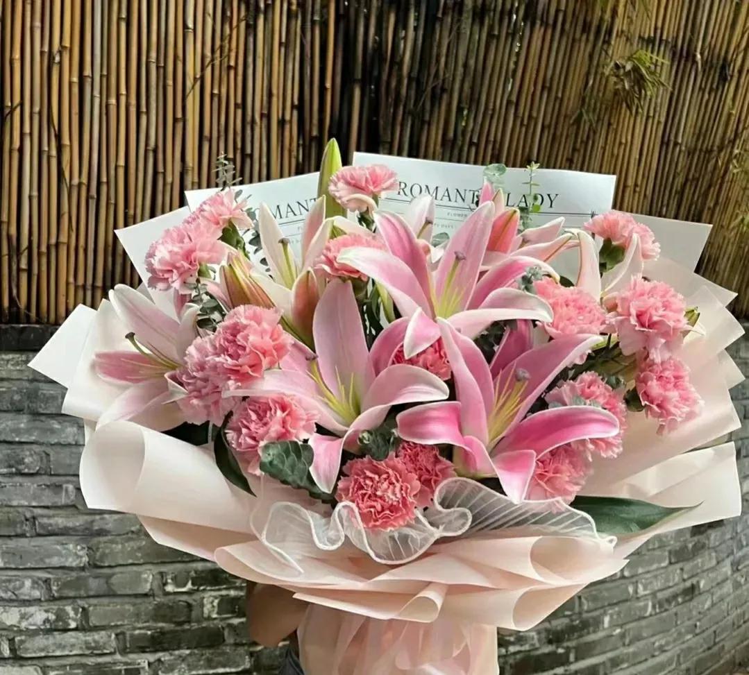 母亲节买什么花好,母亲节礼物简单又漂亮花