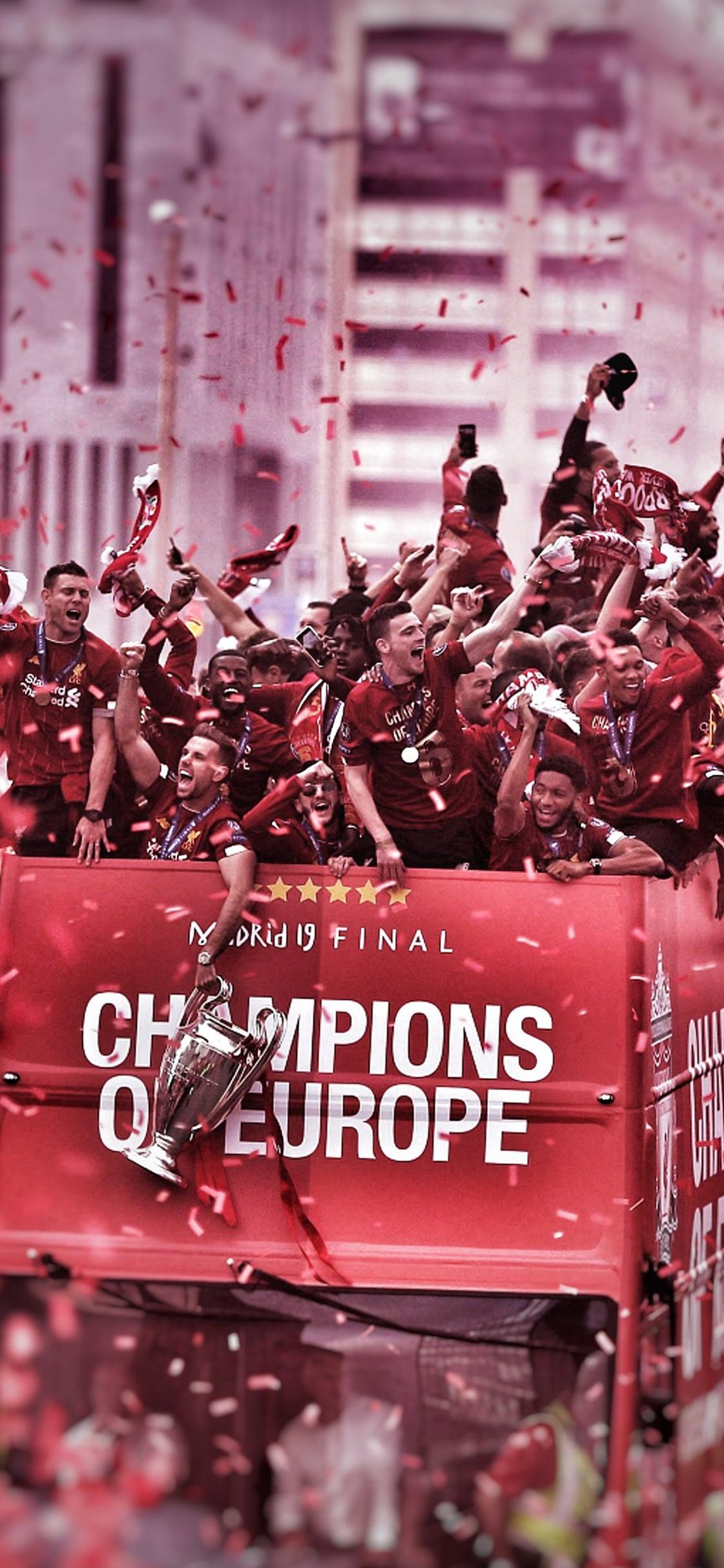 利物浦俩小孩高清壁纸,利物浦高清手机壁纸