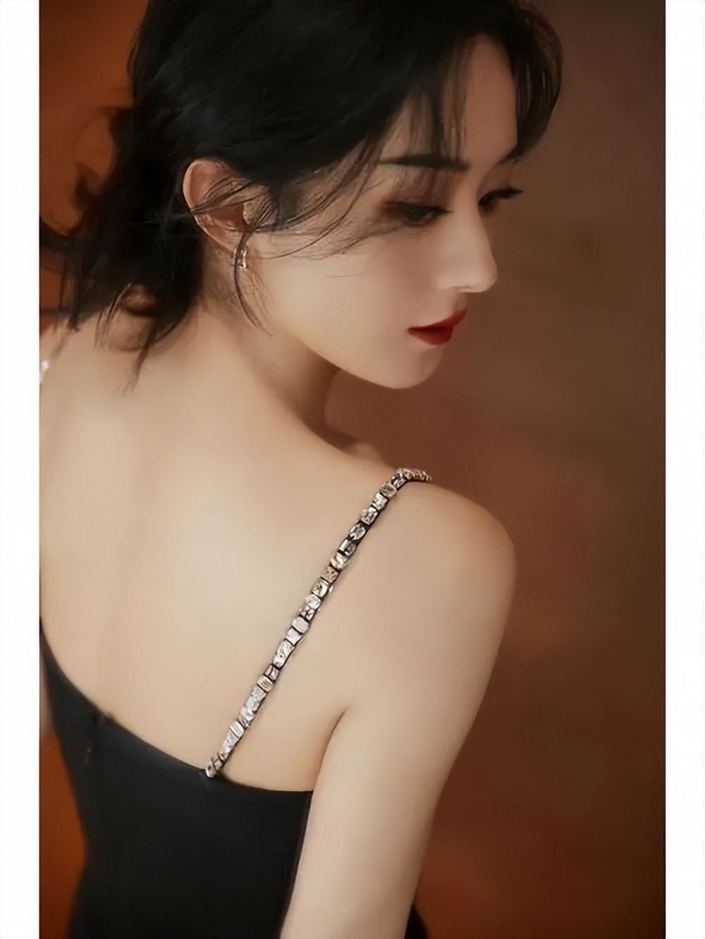 鞠婧祎赵丽颖角色混剪,鞠婧祎和赵丽颖的合拍视频