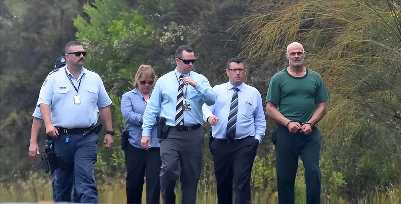 17岁华裔女孩被抛尸,少女15年前遭奸杀抛尸被告判死缓