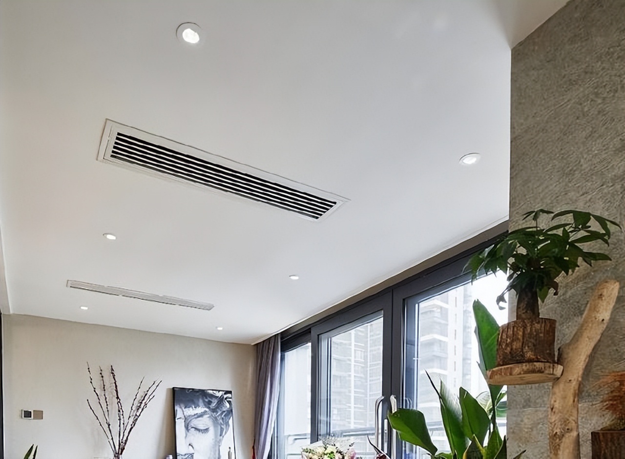 中央空调普通空调哪个费电,家用中央空调电费大概一天多少钱