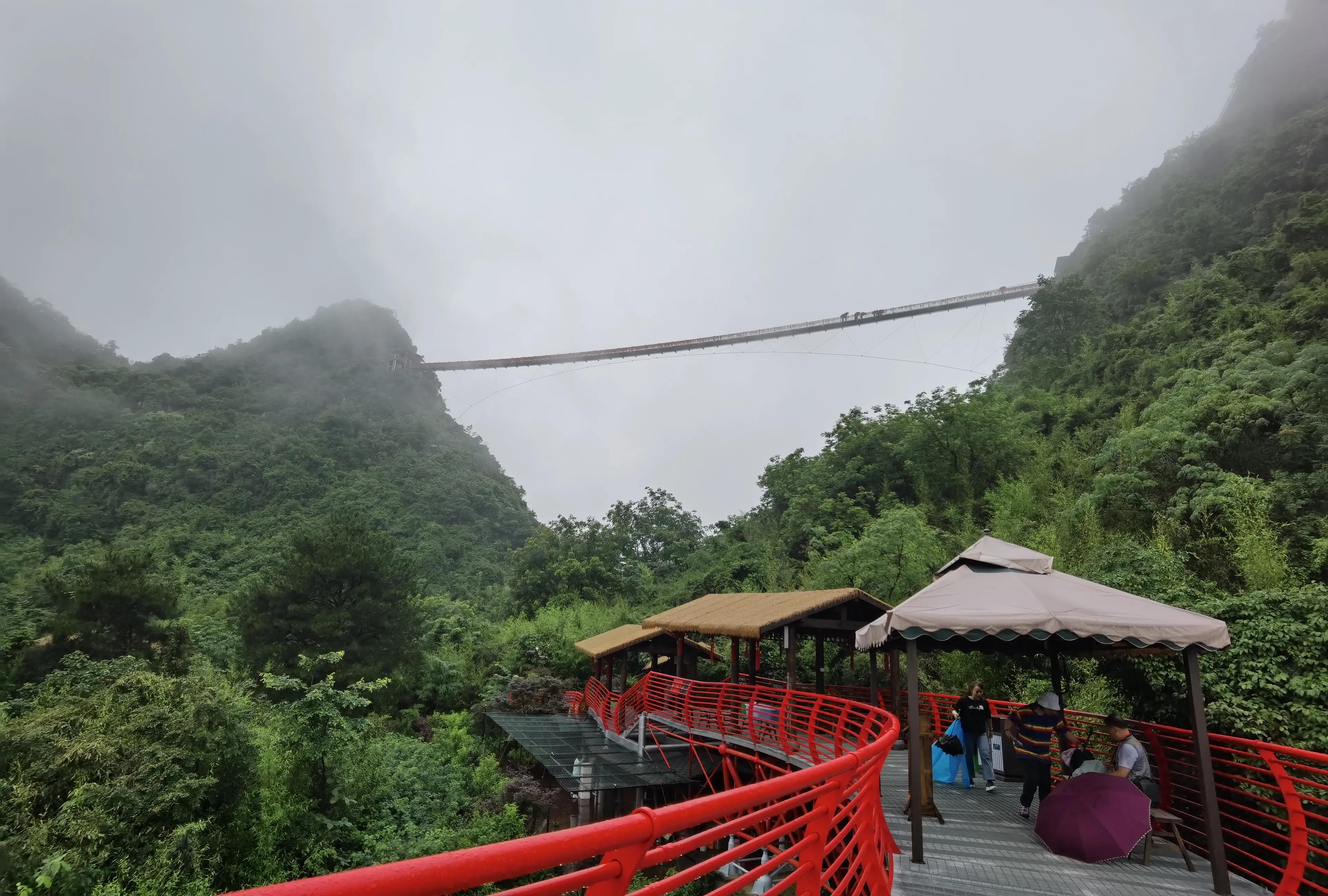 桂林阳朔如意峰一镜到底,阳朔如意峰全景