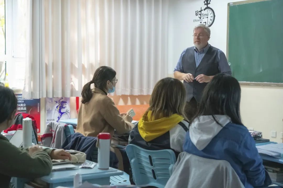 北京中学国际部课程体系,北京中学国际部怎样