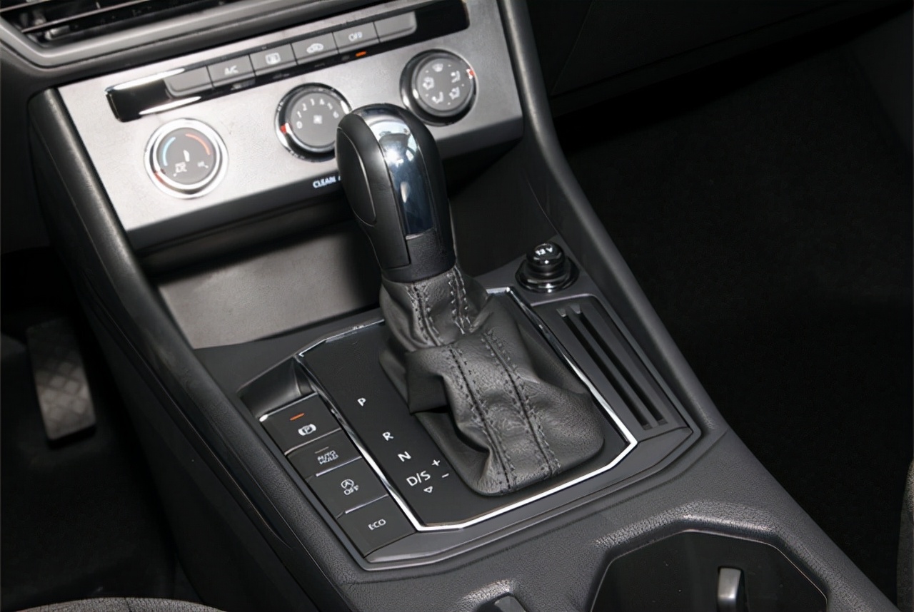 朗逸2021款280tsidsg豪华版缺点,朗逸2013款1.4tsidsg什么缺点