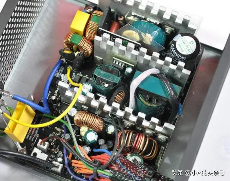 电脑出现nosignal然后一直黑屏,windows7电脑黑屏只有鼠标怎么办