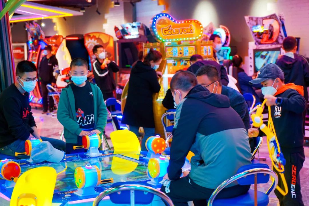 比年味谁更浓？谁能比得过花灯锦簇的栖云！