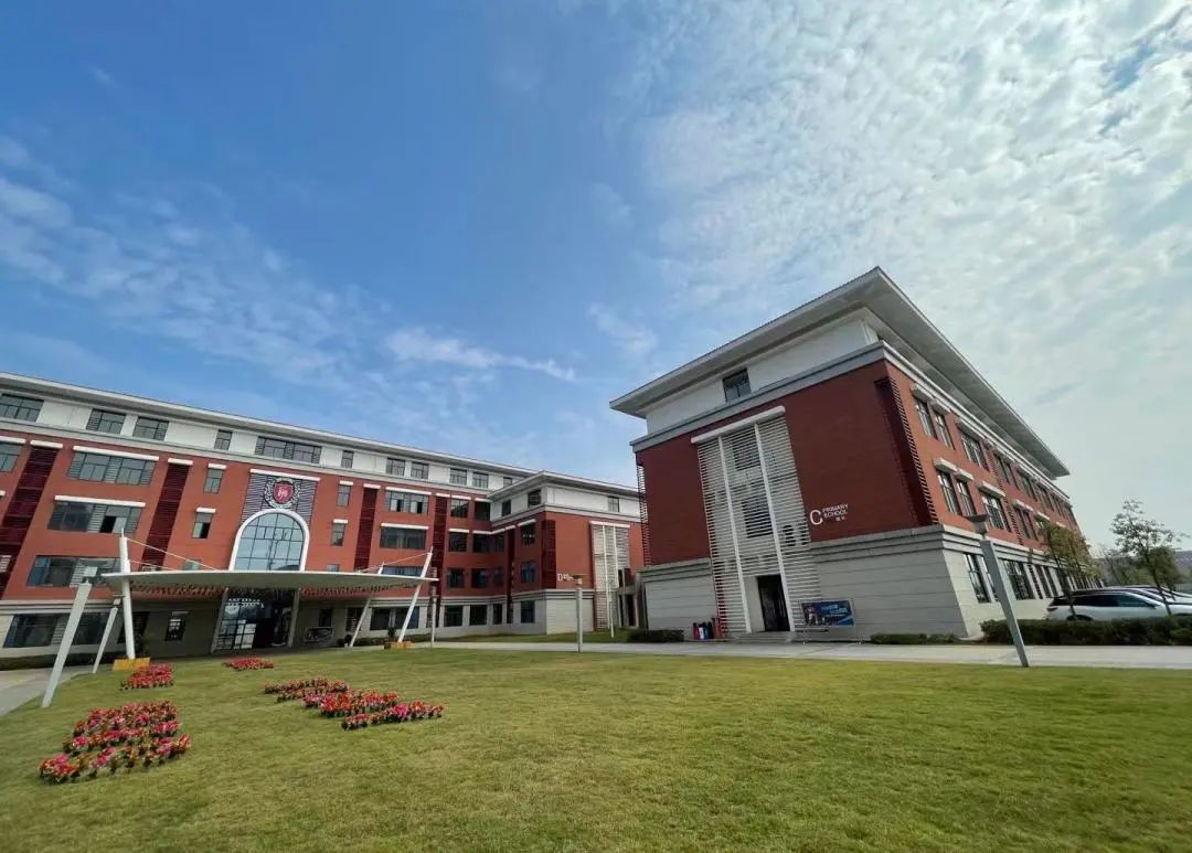 南昌力迈国际学校,南昌力迈国际学校收费标准