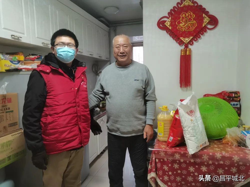 辞旧迎新大走访慰问聚民心,走访慰问送温暖情意浓浓迎新春