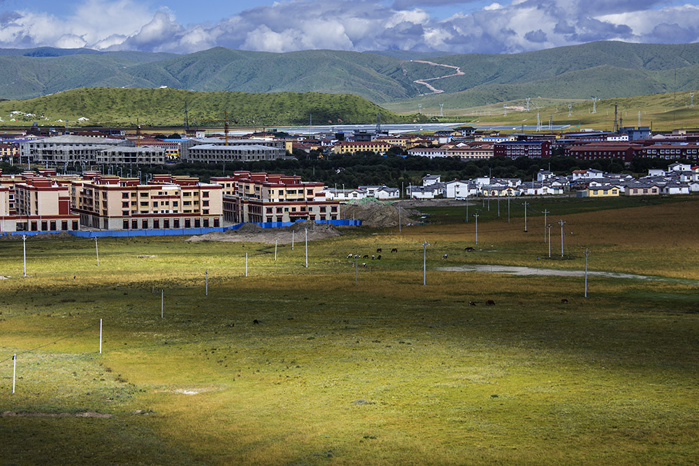 西部大草原旅游攻略,四川红原大草原自驾旅游攻略
