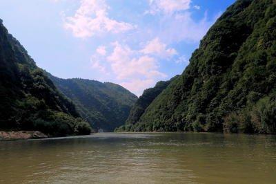 卢氏双龙湾景区,卢氏双龙湾和豫西大峡谷