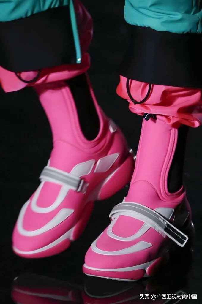 <html>
<head><title>502BadGateway</title></head>
<body>
<center><h1>502BadGateway</h1></center>
<hr><center>nginx</center>
</body>
</html>
<!--apaddingtodisableMSIEandChromefriendlyerrorpage-->
<!--apaddingtodisableMSIEandChromefriendlyerrorpage-->
<!--apaddingtodisableMSIEandChromefriendlyerrorpage-->
<!--apaddingtodisableMSIEandChromefriendlyerrorpage-->
<!--apaddingtodisableMSIEandChromefriendlyerrorpage-->
<!--apaddingtodisableMSIEandChromefriendlyerrorpage-->
