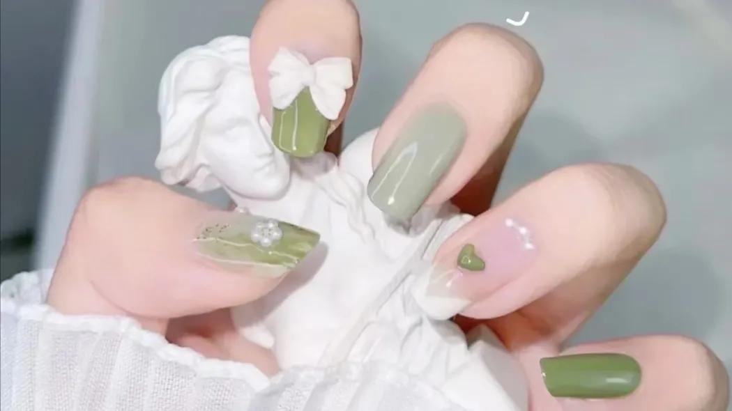 芊芊玉指裸色美甲,美甲芊芊玉指怎么修