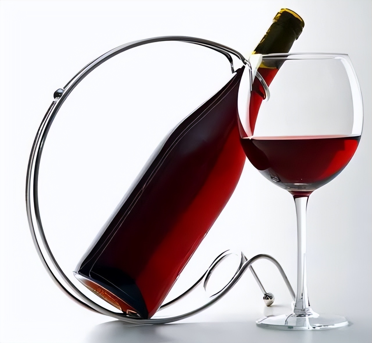 美国海关增随机搜身法,去的朋友千万小心,违反者恐引牢狱之灾!