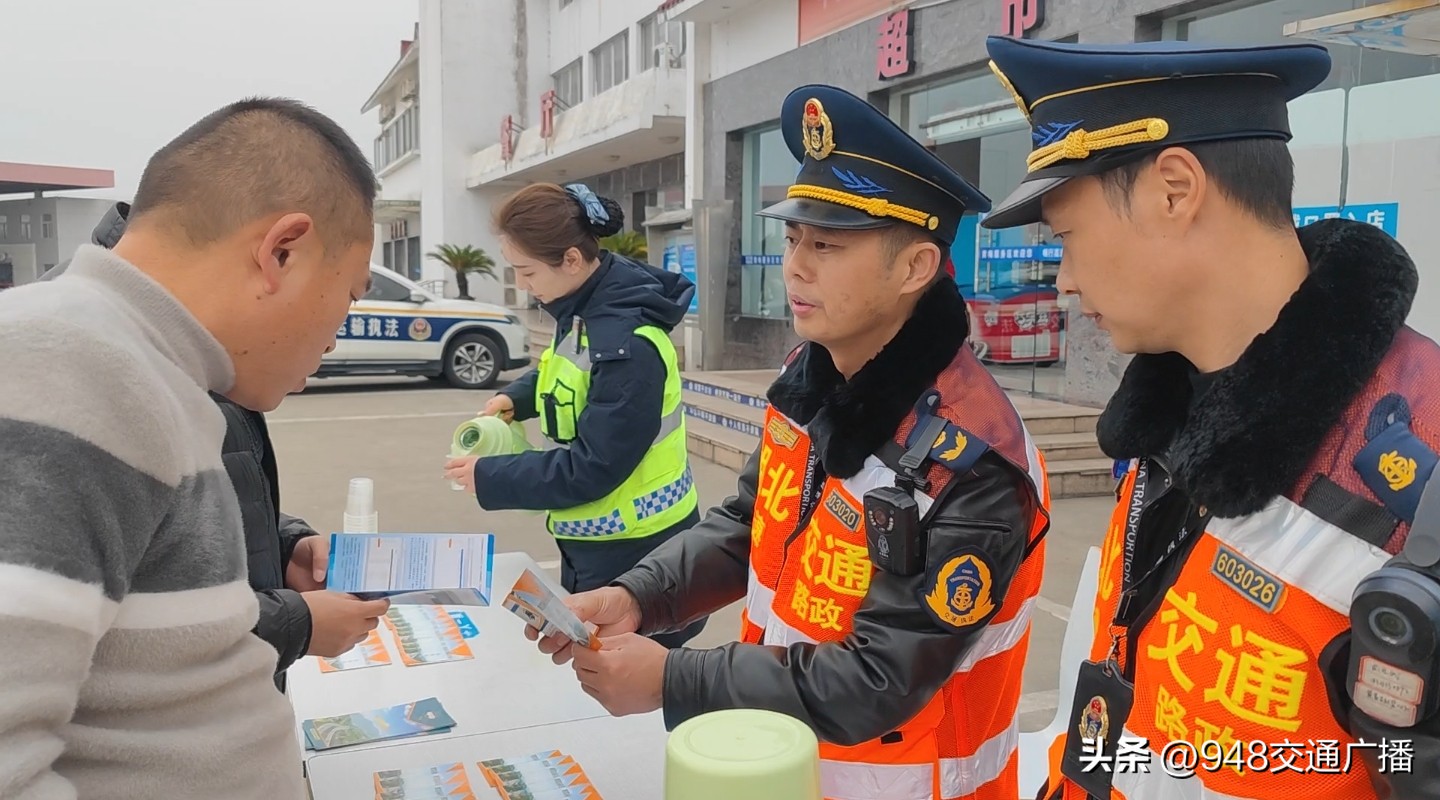 红心蓝甲耀鄂东｜路政员夏建：扎根基层24年最是笃行砺初心