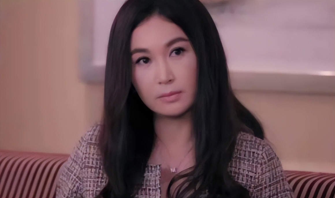 娱乐圈塌鼻子宽鼻翼好看的女明星,塌鼻子也能美出圈