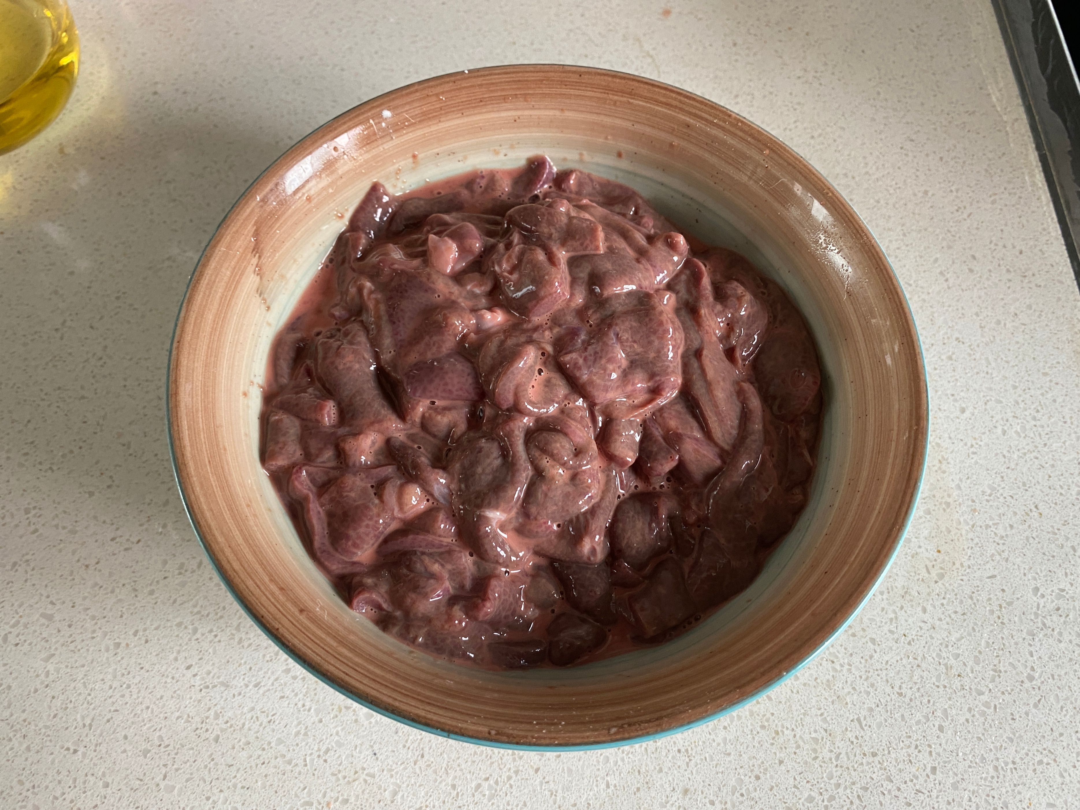 喝牛奶真的可以补骨钙,中老年人都需要补钙吗