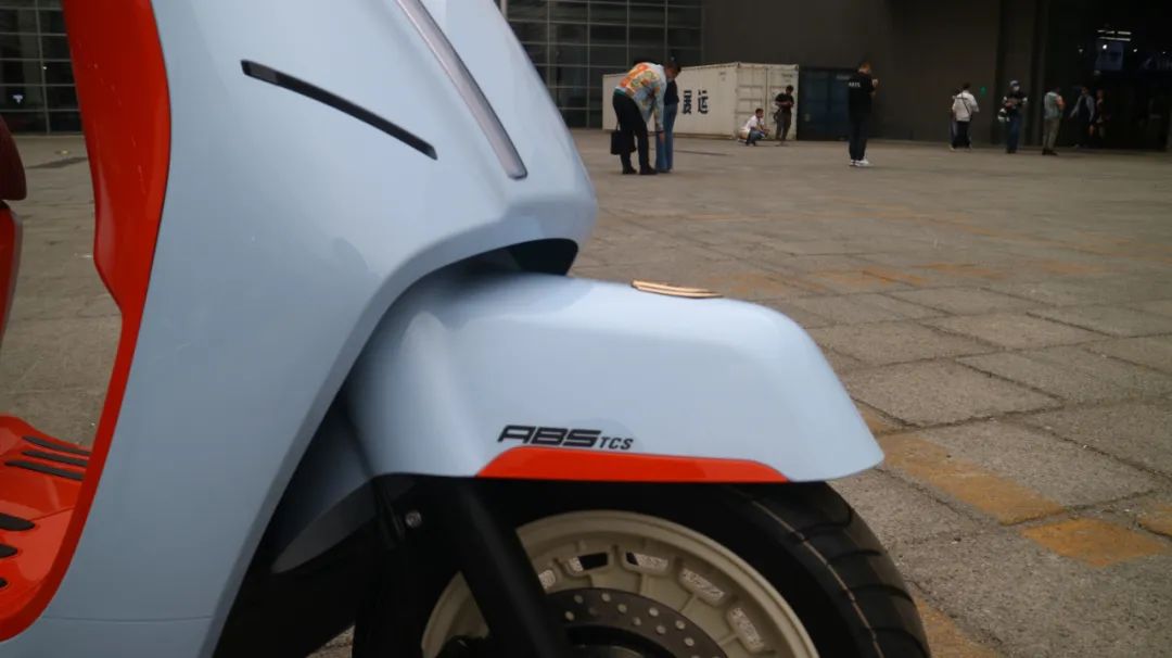 国产“姜戈”来了，布雷斯通漫卡150发布，配置挺高