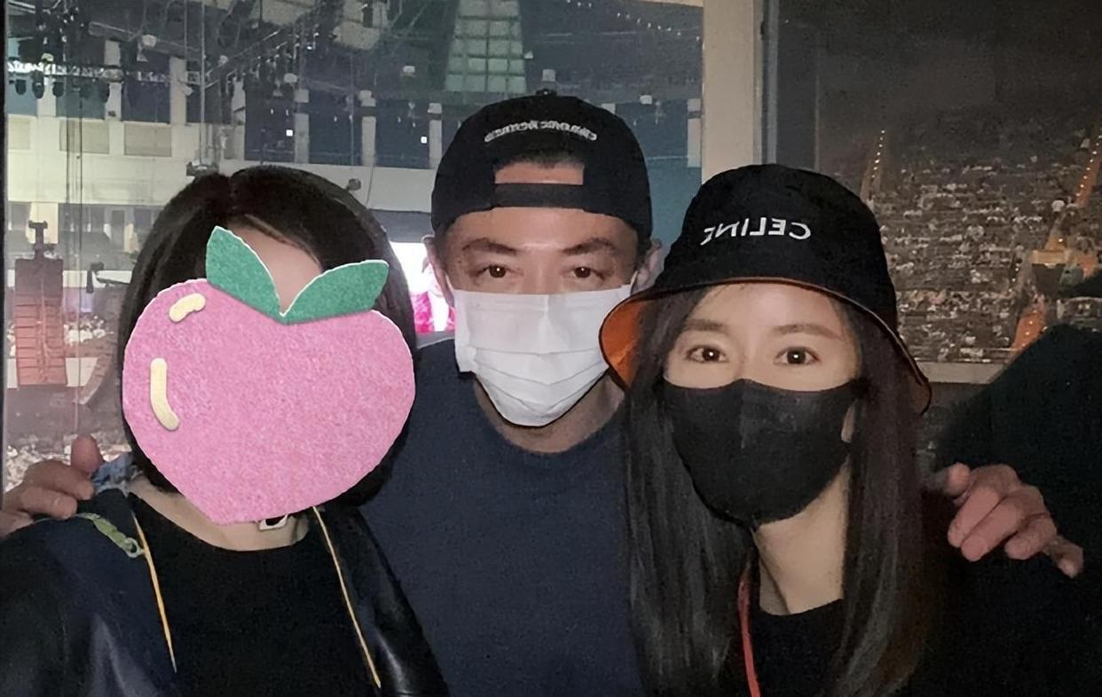 霍建华林心如带女儿海边游玩,林心如日本旅游视频