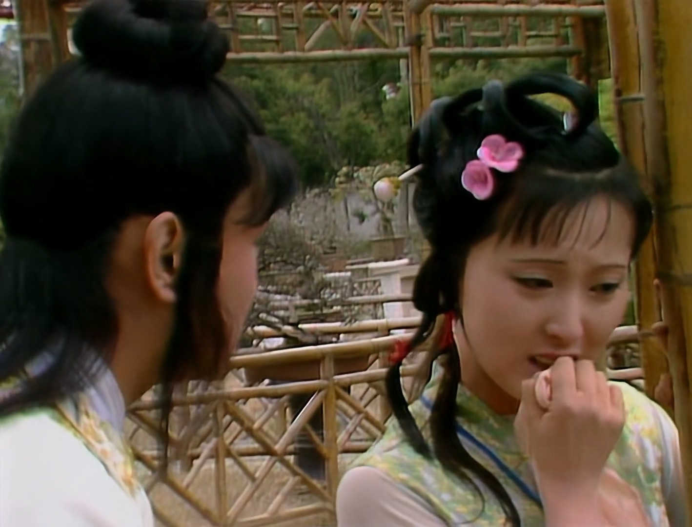 老零聊红楼：第六回收尾，聊聊侯门、真佛、洋钟、炕屏与凤蓉