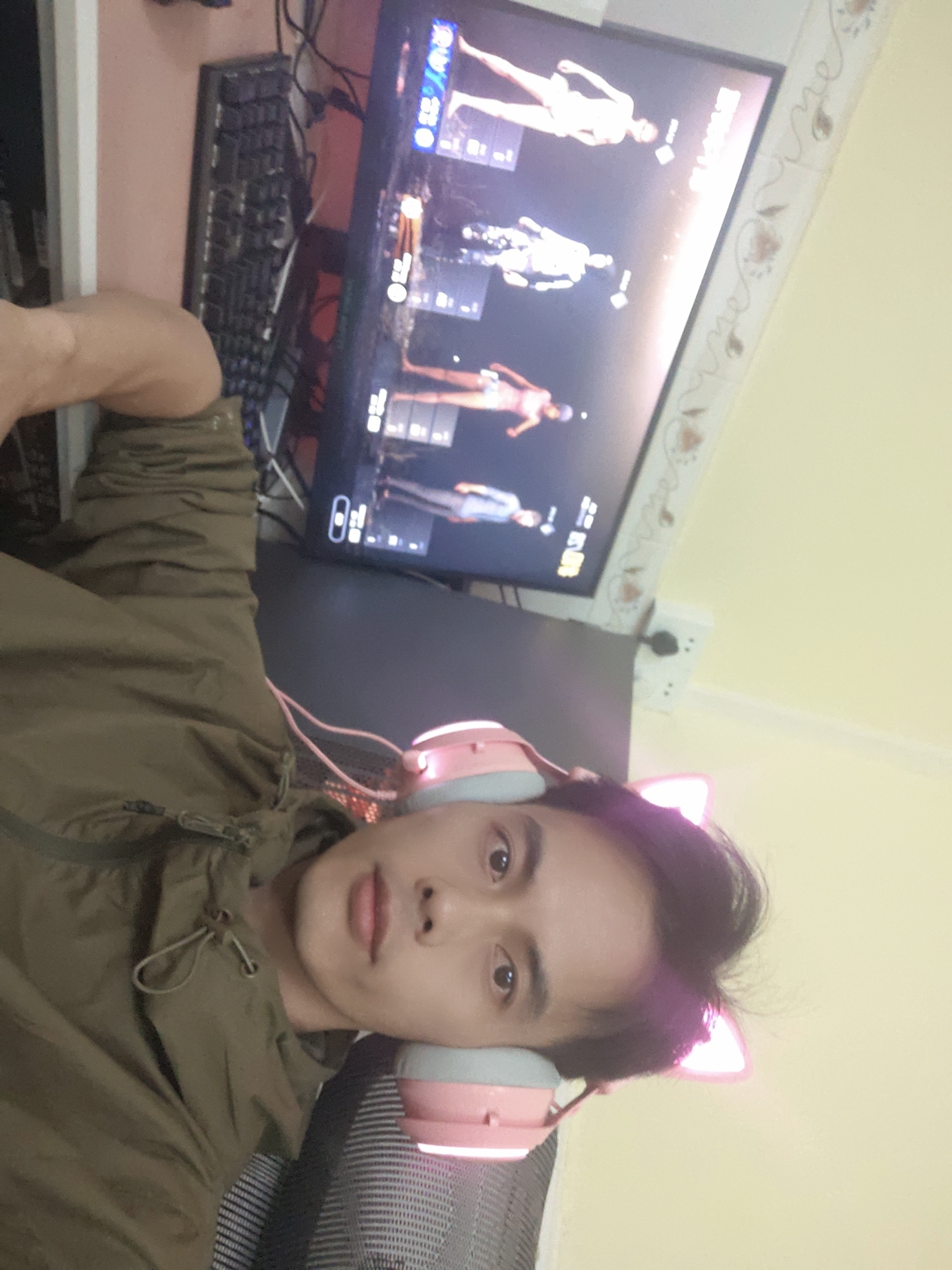 硬派甜心，硕美科粉色猫耳电竞游戏耳机体验