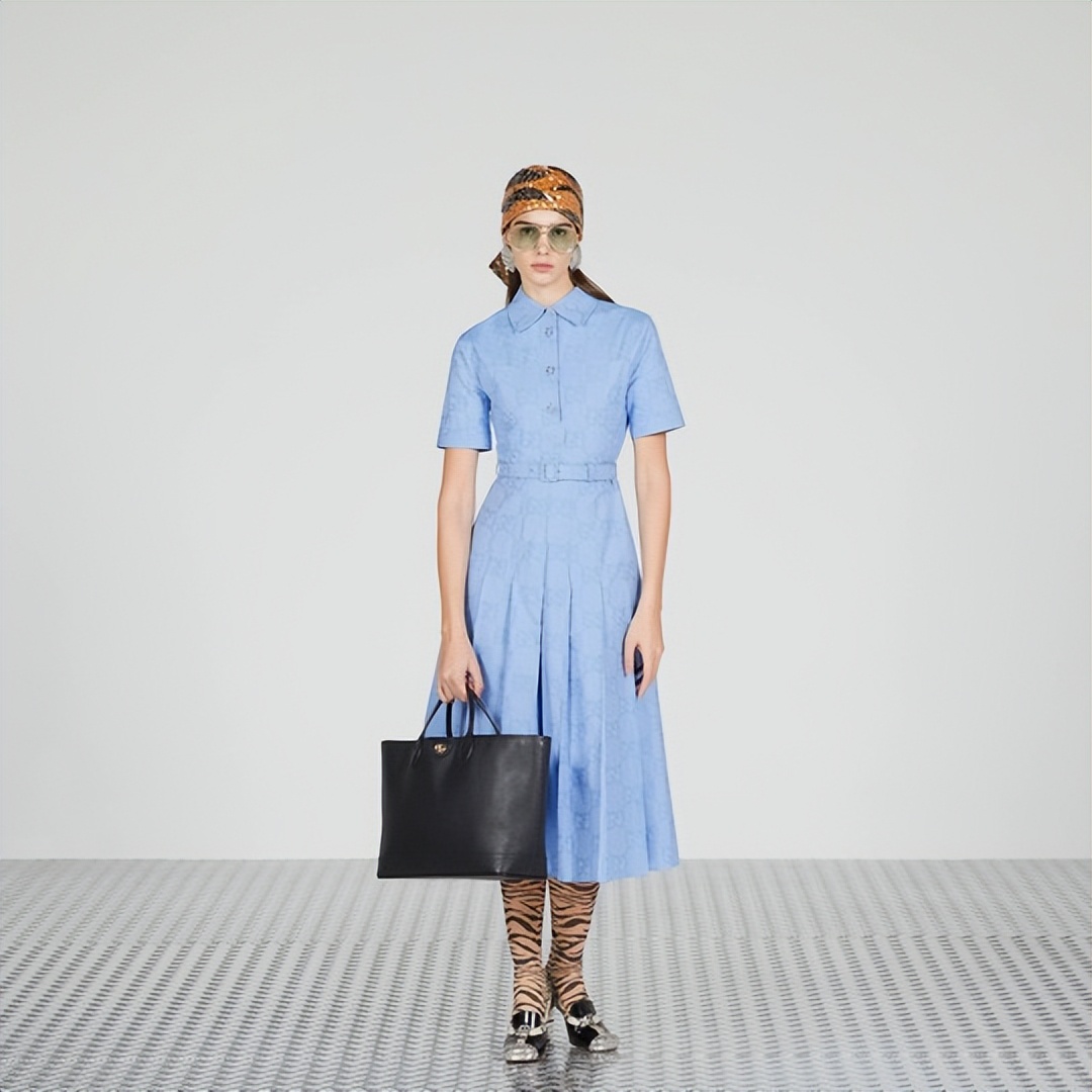 gucciophidia托特包有几个号黑色,gucci古驰ophidia系列中号托特包