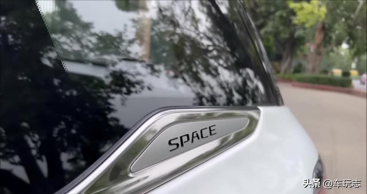 e6比亚迪新能源汽车,纯电动比亚迪e6不容忽视的亮点