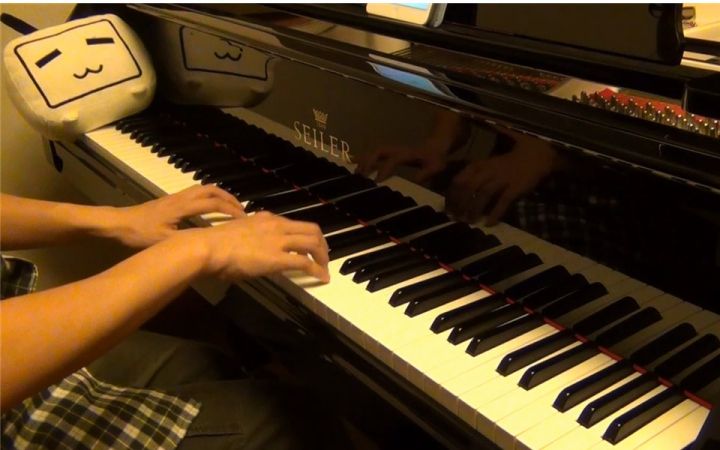 弹钢琴手腕晃动的厉害是什么原因,弹钢琴手腕晃动怎么解决