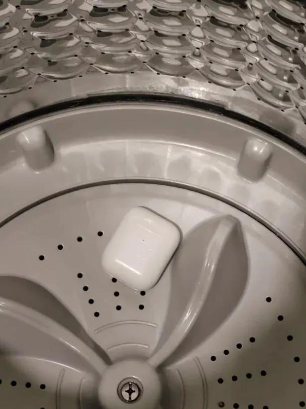 很搞笑的图片和故事,每天都要洗衣服的搞笑图片