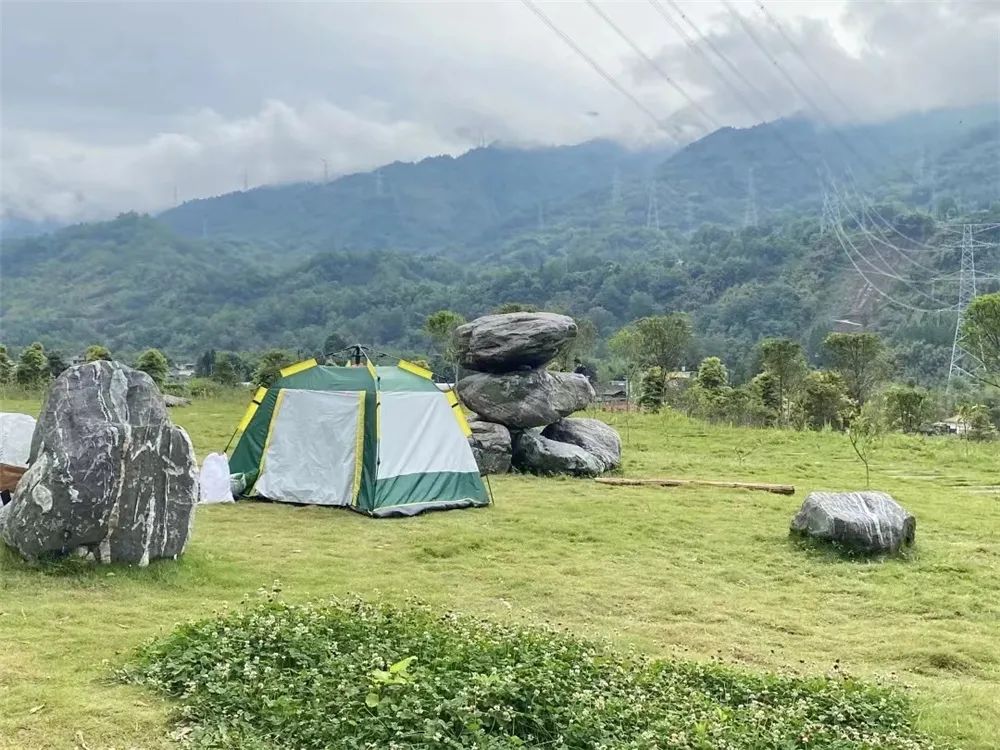 来雅安去哪玩最好玩,夏天去雅安旅游怎么样