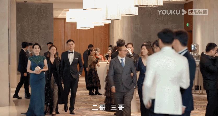 夫妻变叔嫂？这个老钱家族到底集齐了多少豪门秘辛？