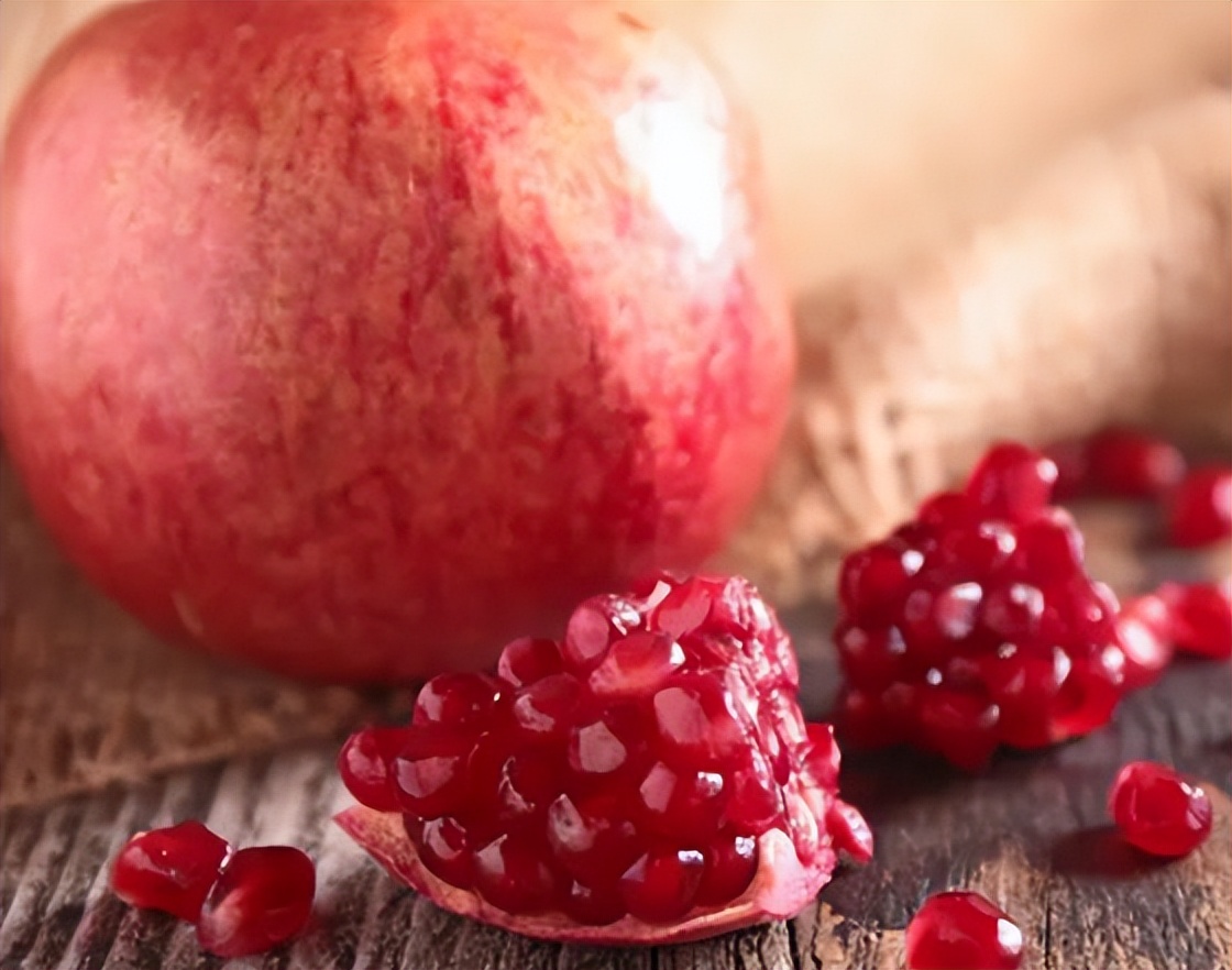 石榴建议多吃吗,石榴千万不要直接吃