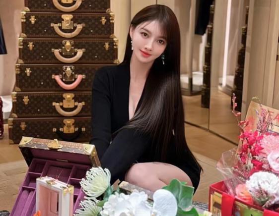 黄晓明叶珂首张高清同框合照曝光,黄晓明叶珂同框