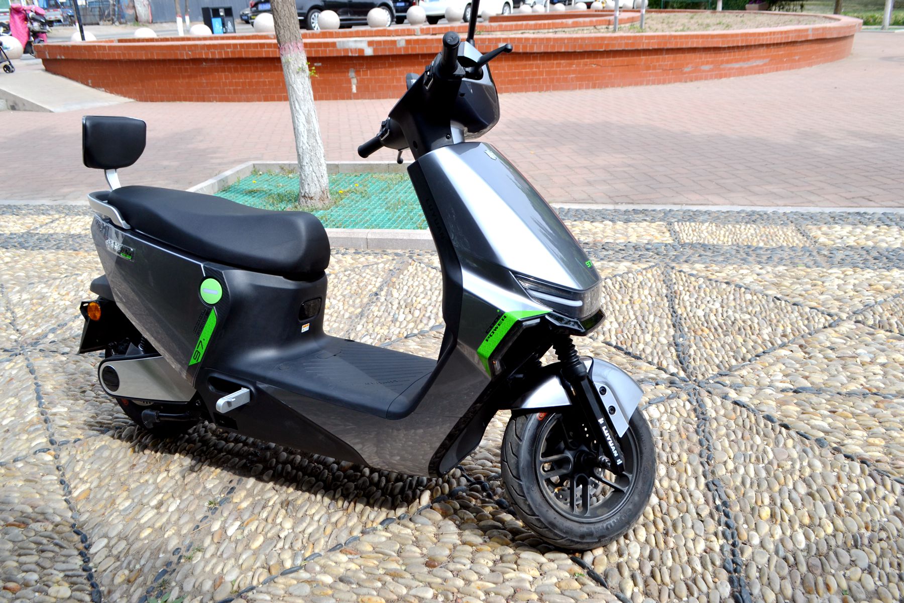 绿源s70液冷,绿源S70液冷电动车真实感受