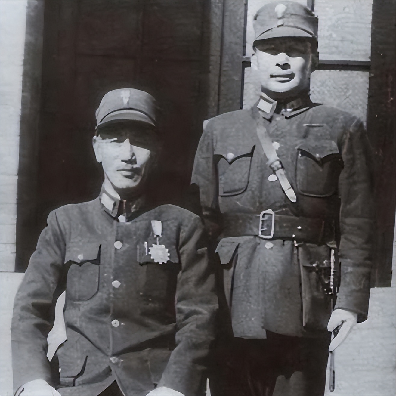 工人挖土挖出24具尸体,1985陕西特大杀人案