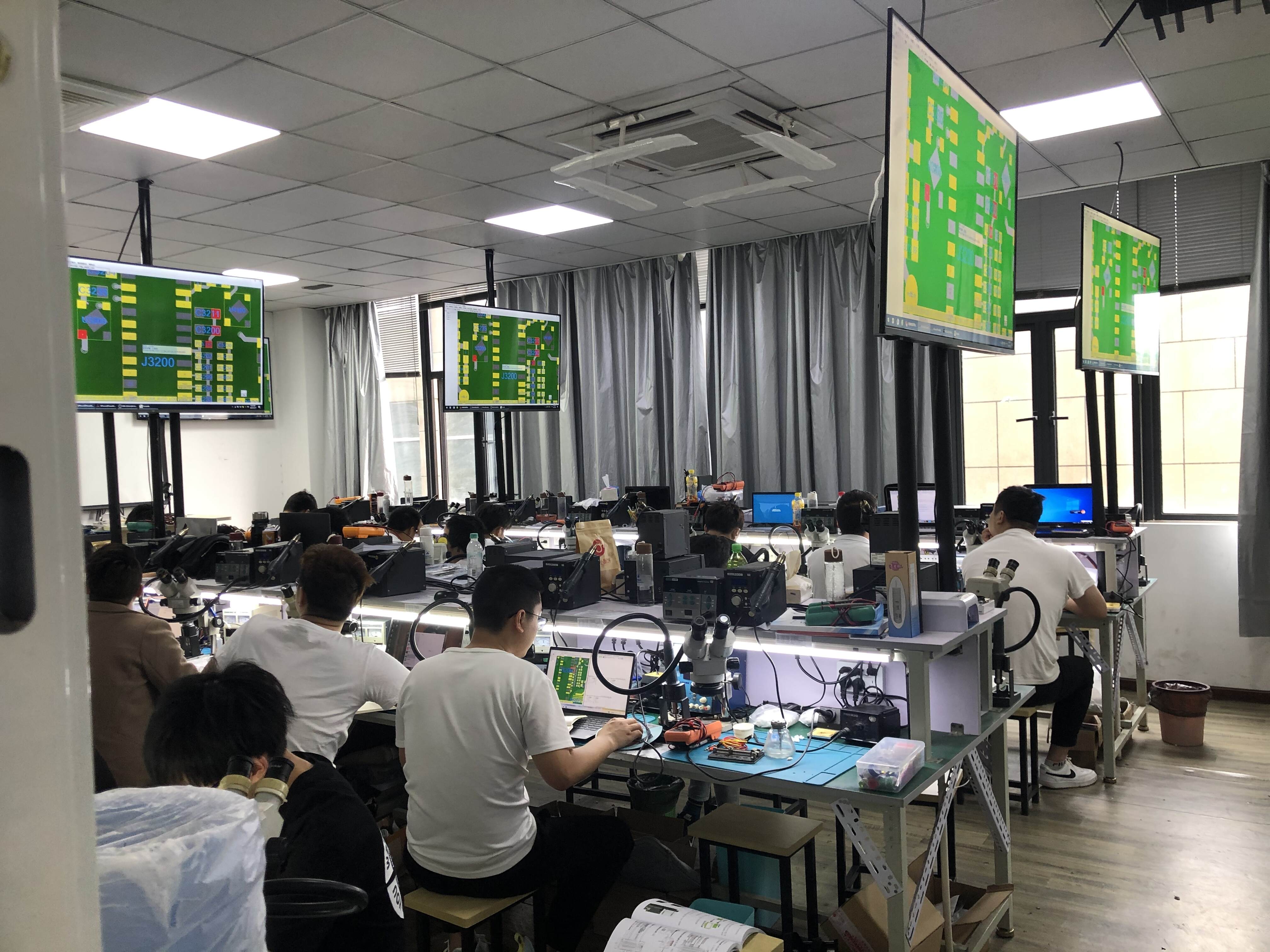 自学手机维修如何快速上位当老板,手机维修培训学还是店面学好