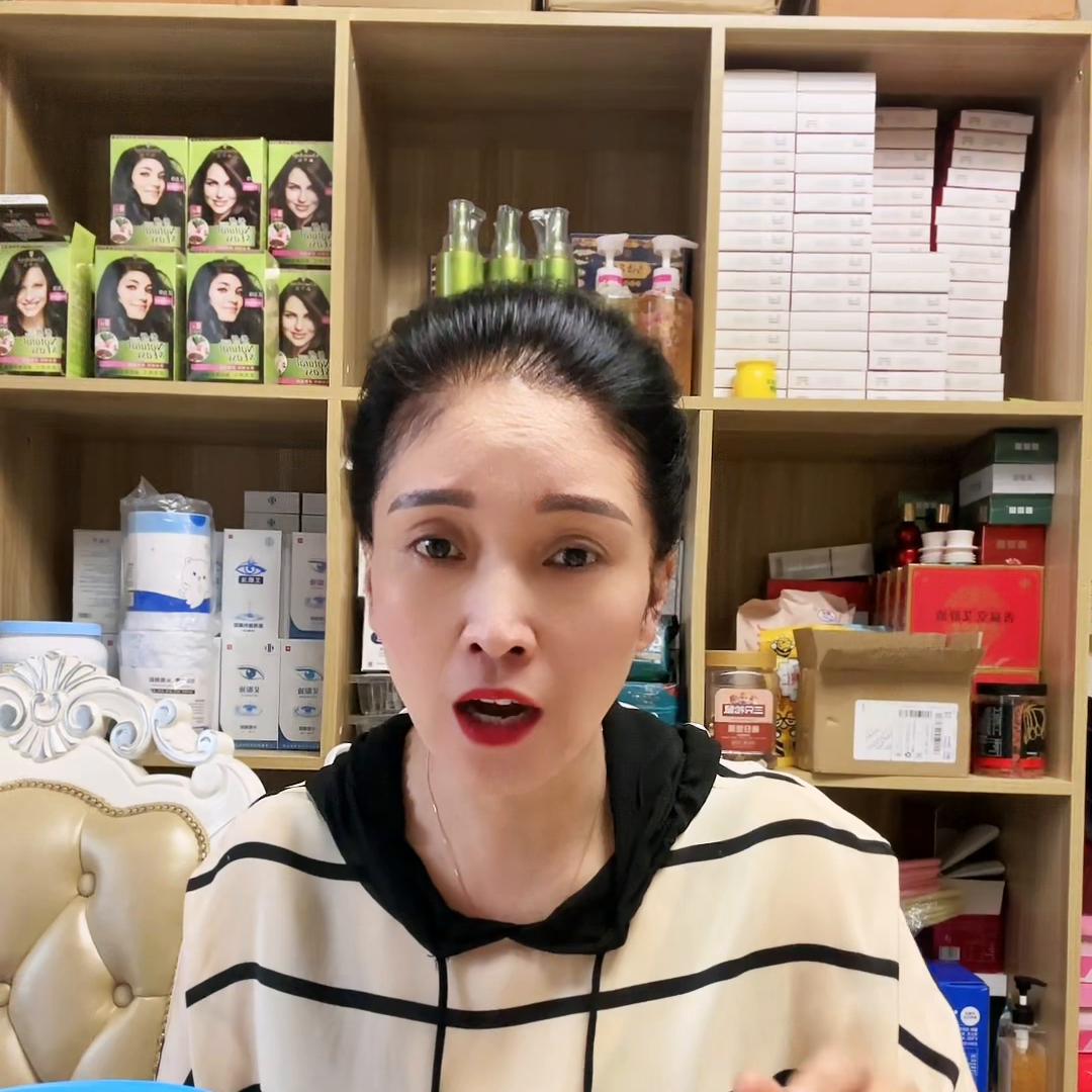 中老年吃奶粉的好处与坏处,中老年人喝奶粉的好处