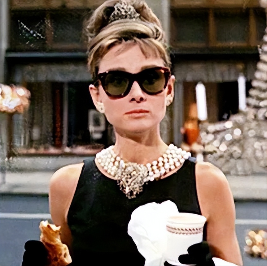 鐢靛奖閲岀殑缁忓吀鐝犲疂,缁忓吀鐢靛奖涓殑缁忓吀鐝犲疂